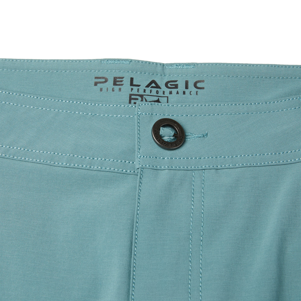 Pelagic Mako Hybrid Shorts 18in