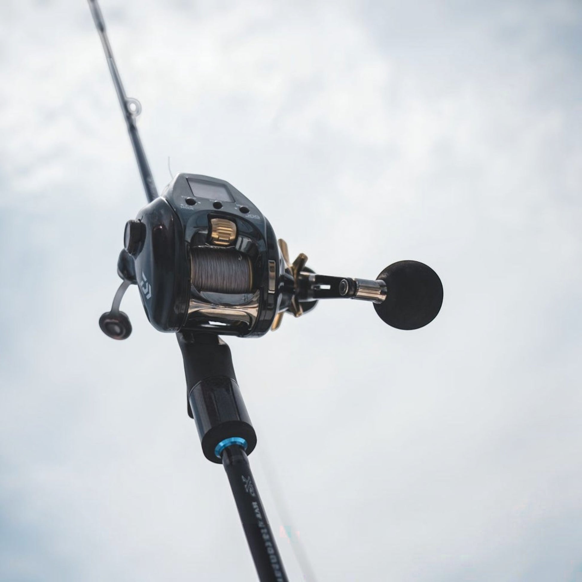 Daiwa Seaborg 300J-DH Electric Reel - Dogfish Tackle & Marine