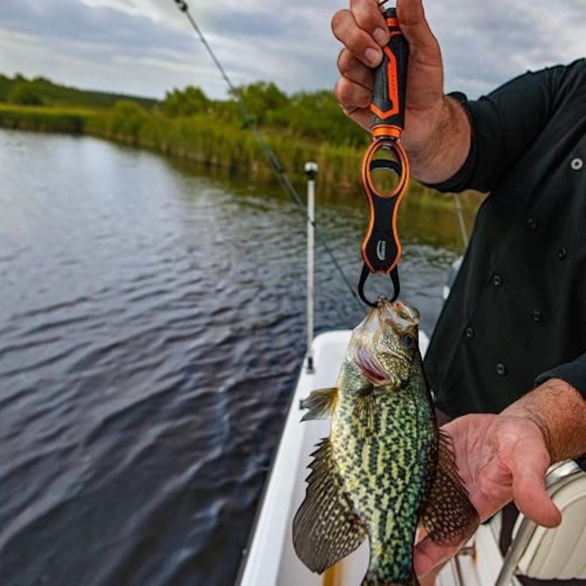 Danco Lunar - 1 Lip Gripper and Scale - Dogfish Tackle & Marine