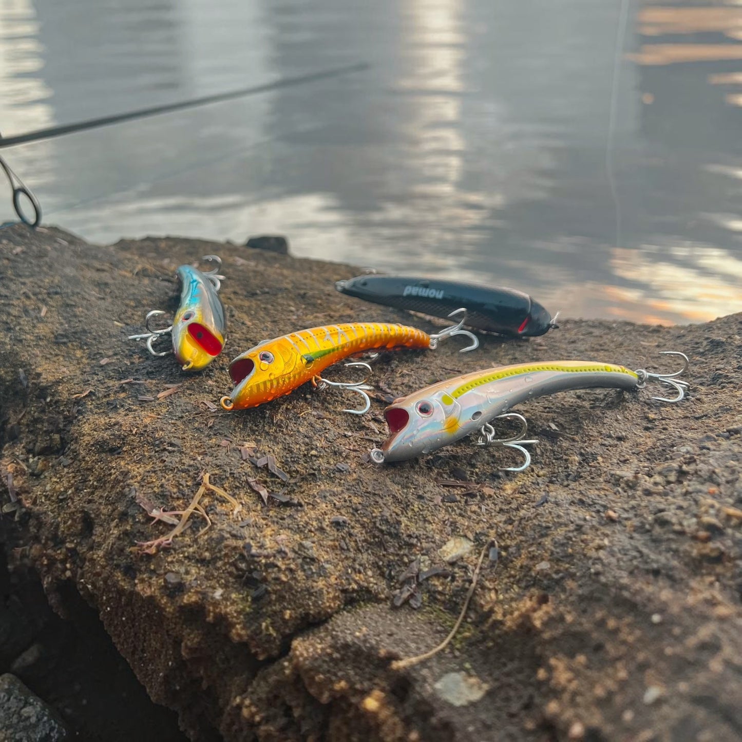 Nomad Maverick 90 AT Suspending 3-1/2" Saltwater Jerkbait - Dogfish Tackle & Marine