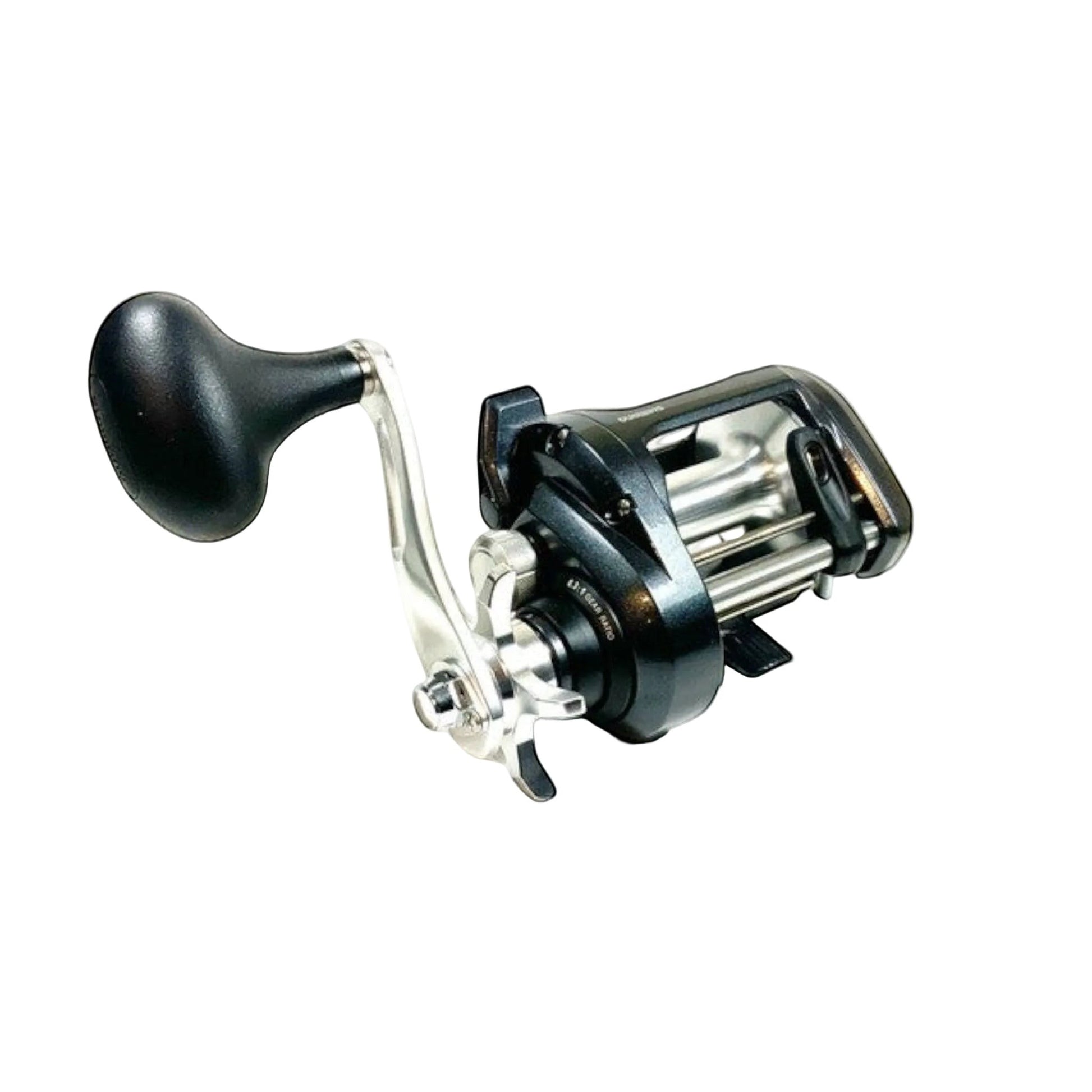 Dogfish Tackle & Marine Shimano Tekota Level Wind conventional fishing reel, black Hagane aluminum body, star drag, silver handle.