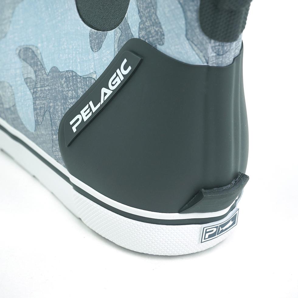 Pelagic hotsell deck boots